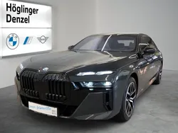 Grau Gebraucht 2023 BMW i7 Executive Limousine | € 99.990
