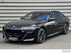 Neu 2025 BMW i7 Shadowline Limousine | € 125.980