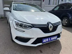 Weiß Gebraucht 2020 Renault Mégane GrandTour Life Kombi | € 11.900 (Guter Preis)