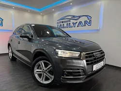 Grau Gebraucht 2017 Audi Q5 Design SUV | € 30.990 (Teuer)
