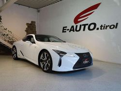 Weiß Gebraucht 2017 Lexus LC 500 Launch Edition Coupé | € 88.888