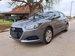 Grau Gebraucht 2015 Hyundai i40 Comfort Kombi | € 7.290