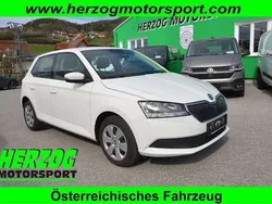 Weiß Gebraucht 2021 Skoda Fabia Kleinwagen | € 11.940 (Fairer Preis)