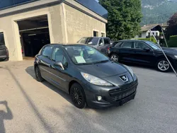 Grau Gebraucht 2011 Peugeot 207 Tendance Kleinwagen | € 3.450