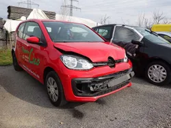 Rot Gebraucht 2017 VW up! Kleinwagen | € 1.790