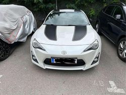 Weiß Gebraucht 2015 Toyota GT86 GT Coupé | € 22.000