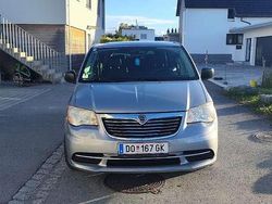 Gebraucht 2014 Lancia Voyager S Van / Kleinbus | € 14.500
