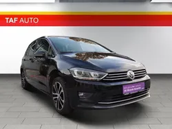 Schwarz Gebraucht 2016 VW Golf Sportsvan Comfortline Van / Kleinbus | € 13.990