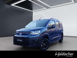 Blau Gebraucht 2022 Fiat e-Doblò Van / Kleinbus | € 39.790