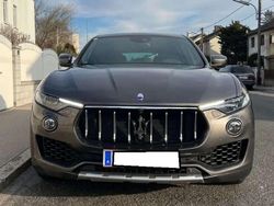 Grau Gebraucht 2017 Maserati Levante SUV | € 36.900 (Guter Preis)