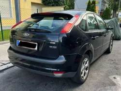 Schwarz Gebraucht 2007 Ford Focus Trend Limousine | € 1.000
