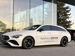 Weiß Gebraucht 2025 Mercedes CLA200 AMG line Kombi | € 40.900 (Fairer Preis)