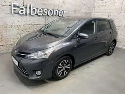 Grau Gebraucht 2015 Toyota Verso Active Van / Kleinbus | € 10.990 (Fairer Preis)