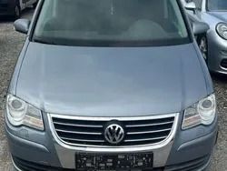 Gebraucht 2008 VW Touran Highline Van / Kleinbus | € 4.490 (Guter Preis)