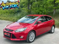 Rot Gebraucht 2012 Ford Focus Titanium Limousine | € 6.990 (Fairer Preis)