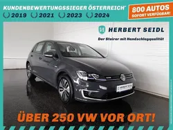 Grau Gebraucht 2019 VW e-Golf Kleinwagen | € 15.470 (Fairer Preis)