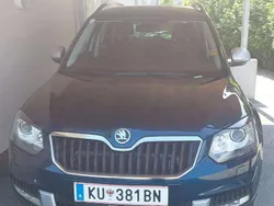Blau Gebraucht 2015 Skoda Yeti Outdoor Style SUV | € 16.500