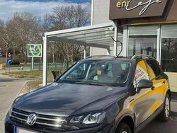 Grau Gebraucht 2014 VW Touareg SUV | € 19.600 (Superpreis)