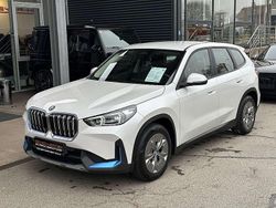 Weiß Gebraucht 2022 BMW iX1 Basis SUV | € 29.990