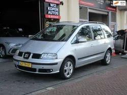 Grau Gebraucht 2006 Seat Alhambra Stylance Van / Kleinbus | € 2.950