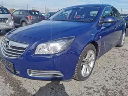 Blau Gebraucht 2012 Opel Insignia Cosmo Limousine | € 2.090 (Superpreis)
