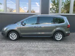 Mittelgrau metallic Gebraucht 2022 Seat Alhambra Van / Kleinbus | € 32.290 (Fairer Preis)