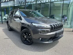 Grau Gebraucht 2017 Jeep Cherokee Night Eagle SUV | € 21.900