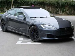 Grau Gebraucht 2016 Tesla Model S Limousine | € 22.500 (Fairer Preis)