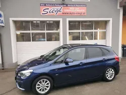 Blau Gebraucht 2016 BMW 218 Sport Line Van / Kleinbus | € 13.850 (Fairer Preis)