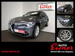 Grau Gebraucht 2017 Alfa Romeo Stelvio Super SUV | € 17.480 (Etwas zu teuer)