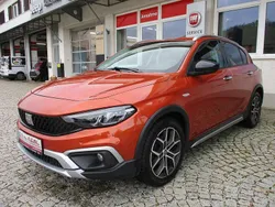 Orange Gebraucht 2021 Fiat Tipo Cross Limousine | € 14.490 (Superpreis)