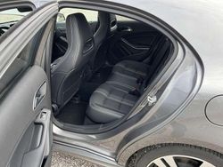 Grau Gebraucht 2017 Mercedes A200 Limousine | € 15.555 (Fairer Preis)