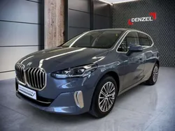 Grau Gebraucht 2024 BMW 218 Active Tourer Luxury Line Van / Kleinbus | € 38.670 (Etwas zu teuer)