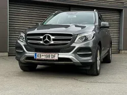Grau Gebraucht 2016 Mercedes GLE250 SUV | € 27.000 (Fairer Preis)