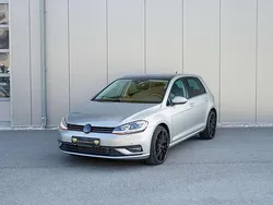 Grau Gebraucht 2017 VW Golf VII Highline Limousine | € 17.850 (Fairer Preis)