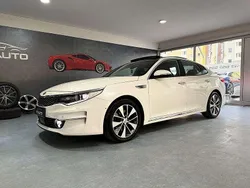 Weiß Gebraucht 2016 Kia Optima 3 Limousine | € 13.990 (Fairer Preis)