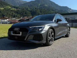 Grau Gebraucht 2020 Audi A3 Sportback S-Line Limousine | € 24.000 (Guter Preis)