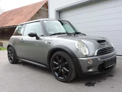 Grau Gebraucht 2003 Mini Cooper S Kleinwagen | € 3.700 (Fairer Preis)