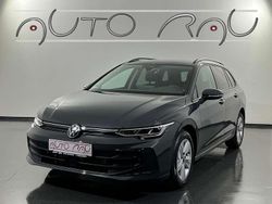 Grau Gebraucht 2024 VW Golf VIII Life Kombi | € 27.990
