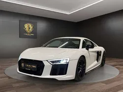 Weiß Gebraucht 2018 Audi R8 Coupé Coupé | € 169.000