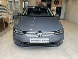 Mittelgrau metallic Neu 2024 VW Golf Alltrack Kombi | € 25.880 (Guter Preis)