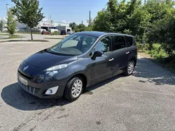 Grau Gebraucht 2011 Renault Mégane GrandTour Kombi | € 3.250 (Guter Preis)