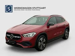 Rot Gebraucht 2022 Mercedes GLA200 Progressive SUV | € 42.587 (Etwas zu teuer)