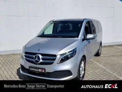 Silber Gebraucht 2023 Mercedes V220 Van / Kleinbus | € 58.690 (Superpreis)