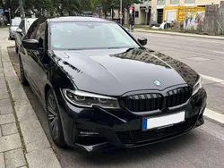 Schwarz Gebraucht 2019 BMW 330 M Sport Limousine | € 41.990 (Teuer)