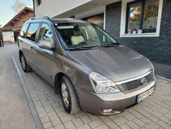 Gebraucht 2011 Kia Carnival Active Van / Kleinbus | € 5.900