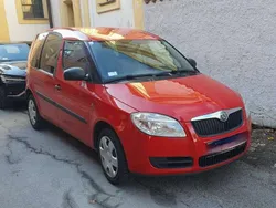 Rot Gebraucht 2009 Skoda Roomster Clever Kombi | € 3.333