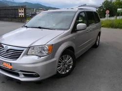 Silber Gebraucht 2011 Lancia Voyager Gold Van / Kleinbus | € 9.500