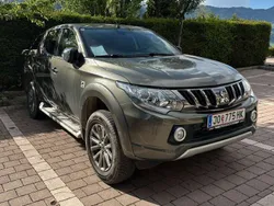 Grün Gebraucht 2017 Mitsubishi L200 Instyle Abholung | € 24.500