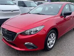 Rot Gebraucht 2016 Mazda 3 Emotion Limousine | € 12.490 (Etwas zu teuer)
